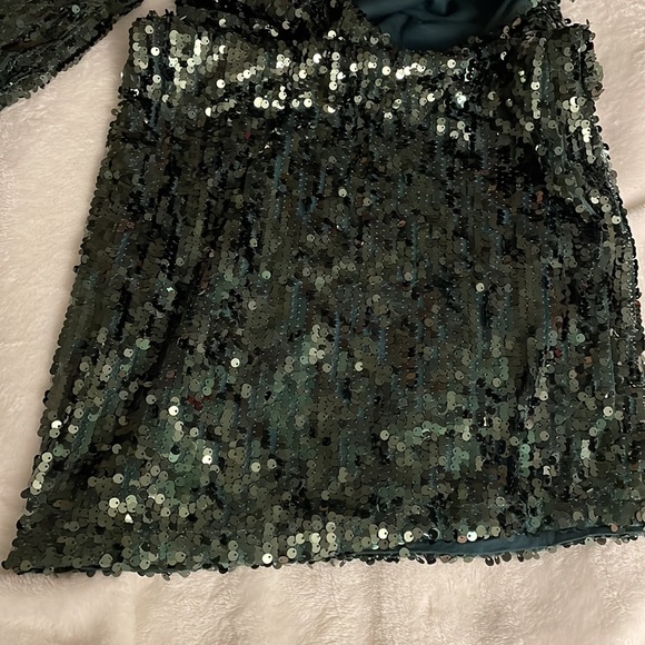 Dark green sequin dress. - Picture 3 of 3